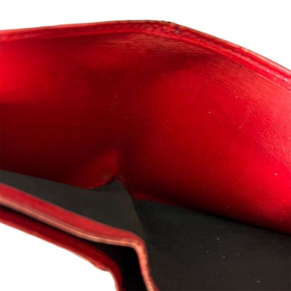 Louis Vuitton Epi Leather Bifold Wallet Red Unisex - Picture 3 of 5